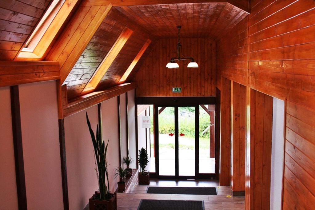 Topoľčany Pod Hradom Restaurant & Pension מראה חיצוני תמונה